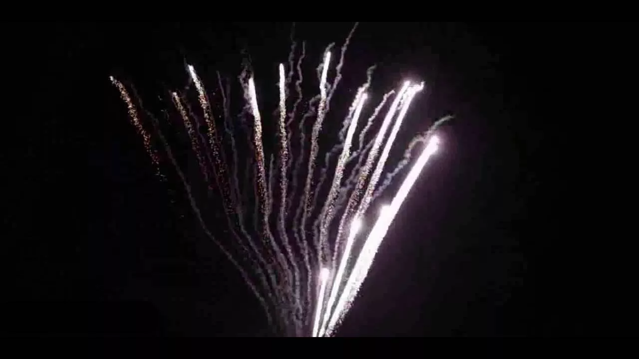 Silver comet rocket trail effect